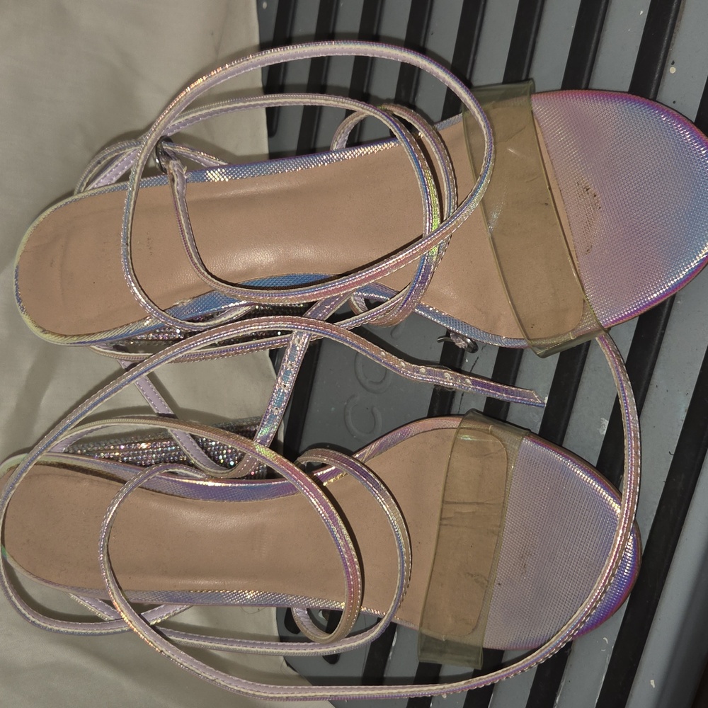 Silver Heels - image 5